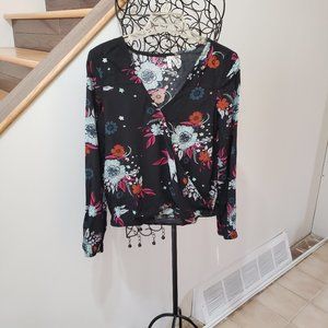 Mudd NWT Faux Wrap Blouse Size XS Bohemian